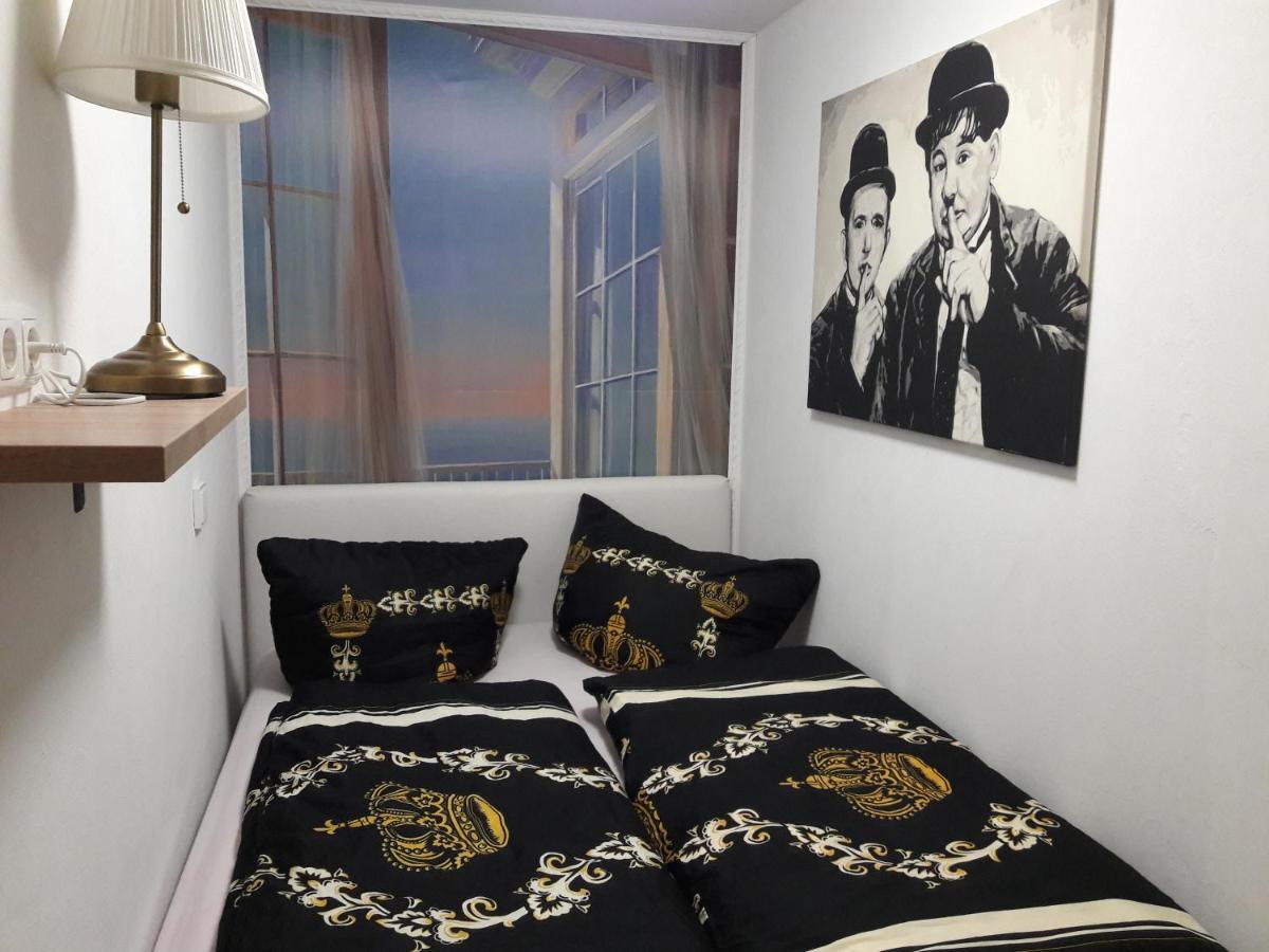 Ferienwohnung Glueckskinder Apartment Vip Rust Esterno foto